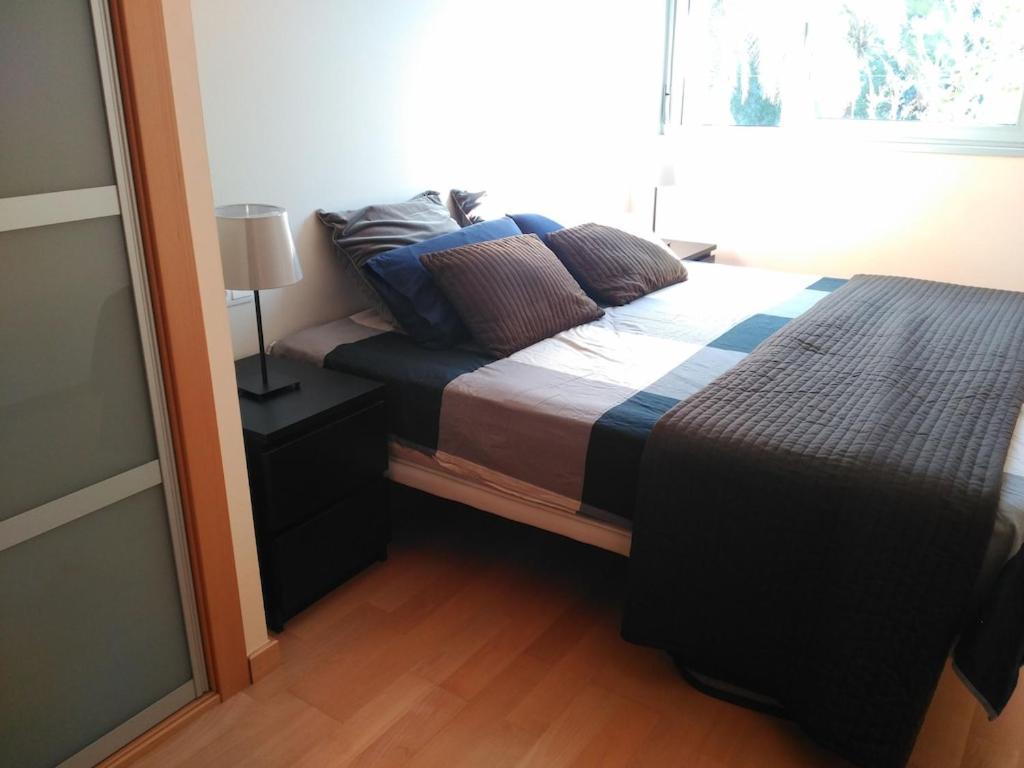 Luxury Flat, 3 Bedrooms, 2 Bathrooms And Swimming Pool Next To The Beach!! ซานต์อาเตรียเดเบซอซ ภายนอก รูปภาพ