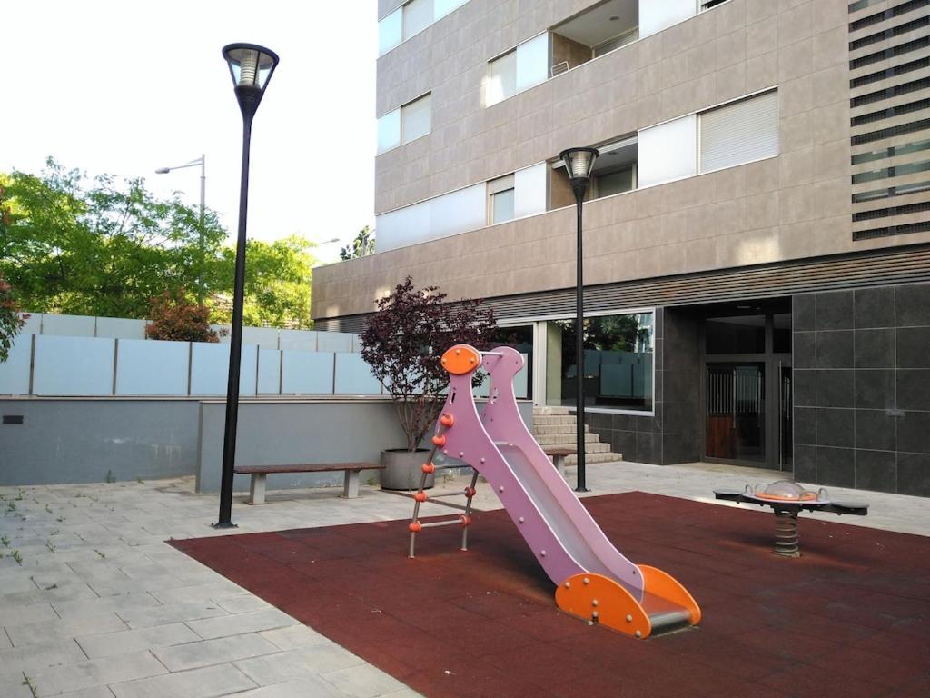 Luxury Flat, 3 Bedrooms, 2 Bathrooms And Swimming Pool Next To The Beach!! ซานต์อาเตรียเดเบซอซ ภายนอก รูปภาพ