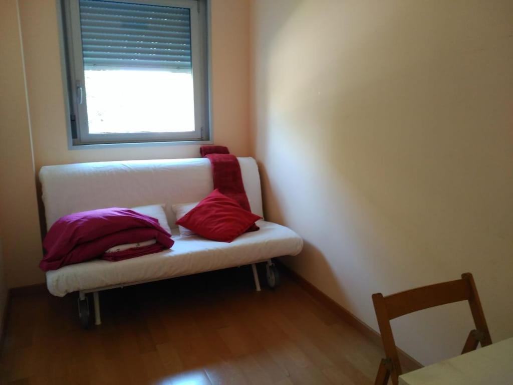 Luxury Flat, 3 Bedrooms, 2 Bathrooms And Swimming Pool Next To The Beach!! ซานต์อาเตรียเดเบซอซ ภายนอก รูปภาพ