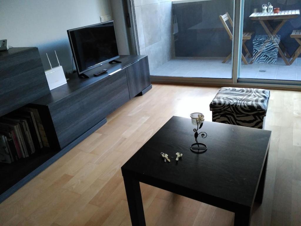 Luxury Flat, 3 Bedrooms, 2 Bathrooms And Swimming Pool Next To The Beach!! ซานต์อาเตรียเดเบซอซ ภายนอก รูปภาพ